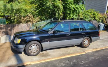 Mercedes-benz-e320-wagon-1995-black