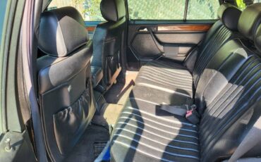Mercedes-benz-e320-wagon-1995-black-5
