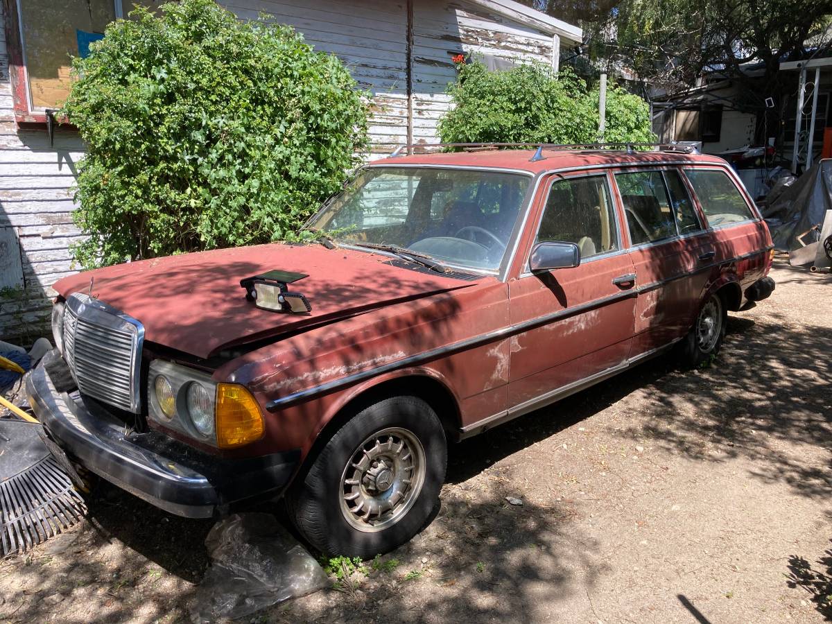 Mercedes-benz-e350-diesel-1984-5