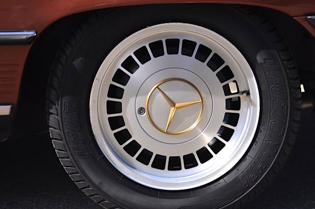 Mercedes-benz-s-class-1978-brown-9