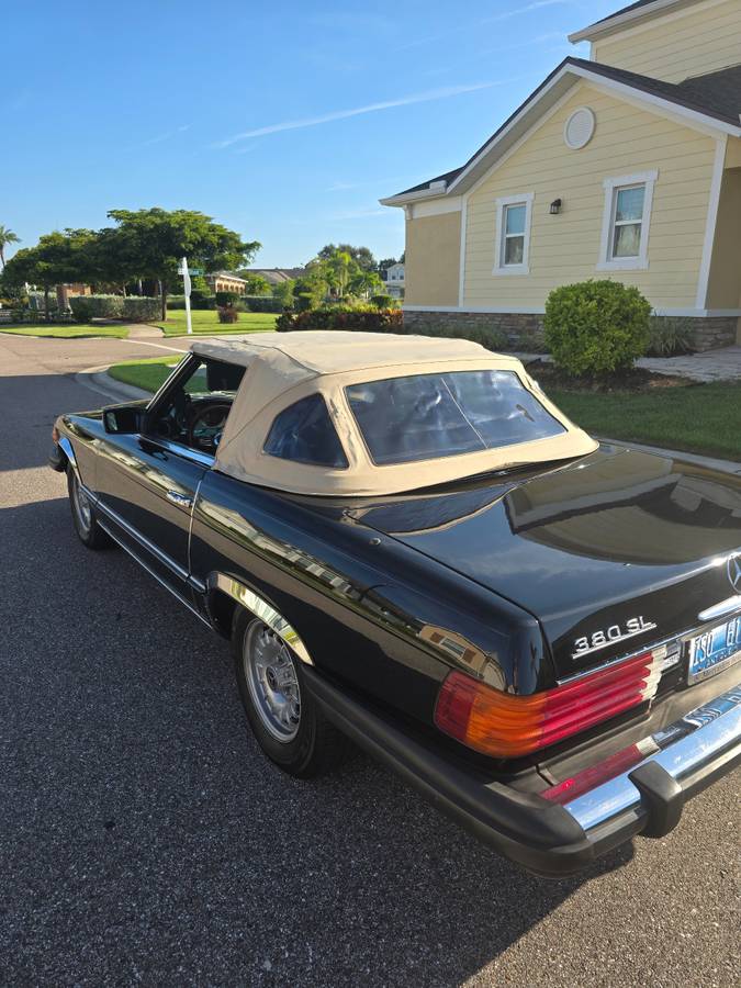 Mercedes-benz-s-class-1984-black-1