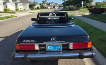 Mercedes-benz-s-class-1984-black-3