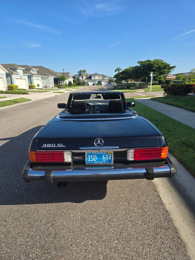 Mercedes-benz-s-class-1984-black-3