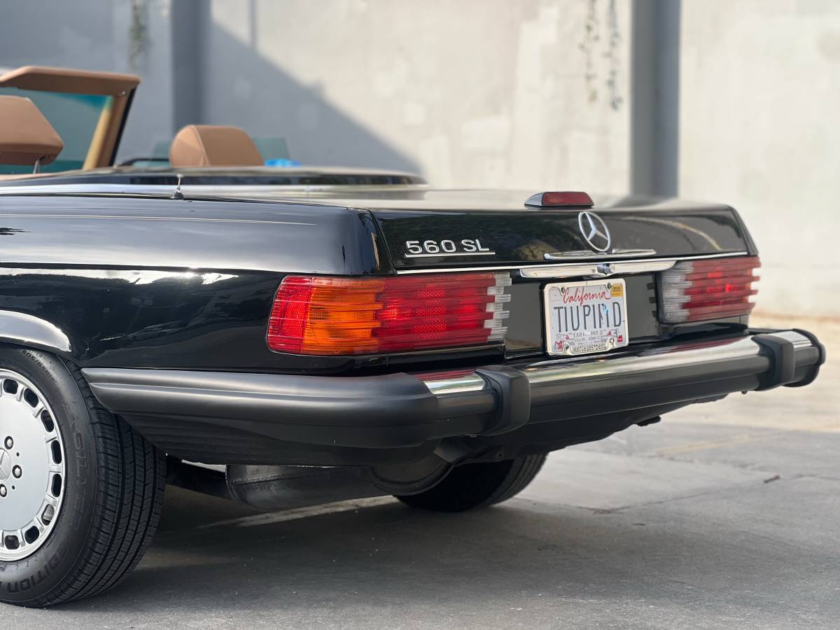 Mercedes-benz-s-class-1987-black-2