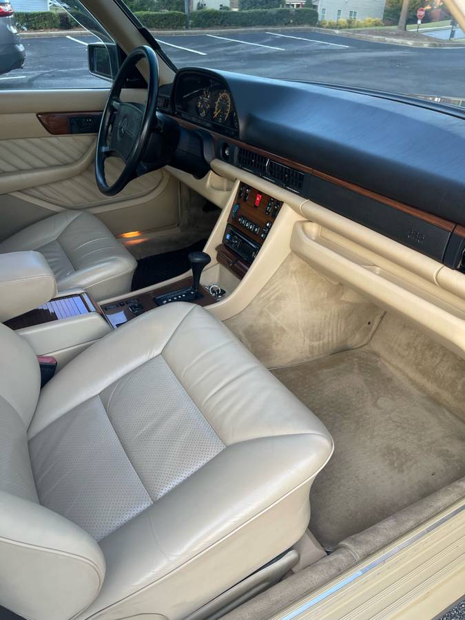 Mercedes-benz-s-class-1988-silver-11