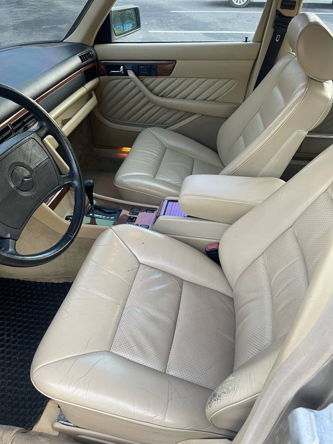 Mercedes-benz-s-class-1988-silver-12