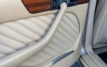 Mercedes-benz-s-class-1988-silver-16