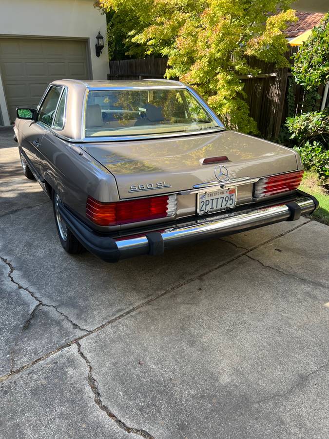 Mercedes-benz-s-class-1989-4