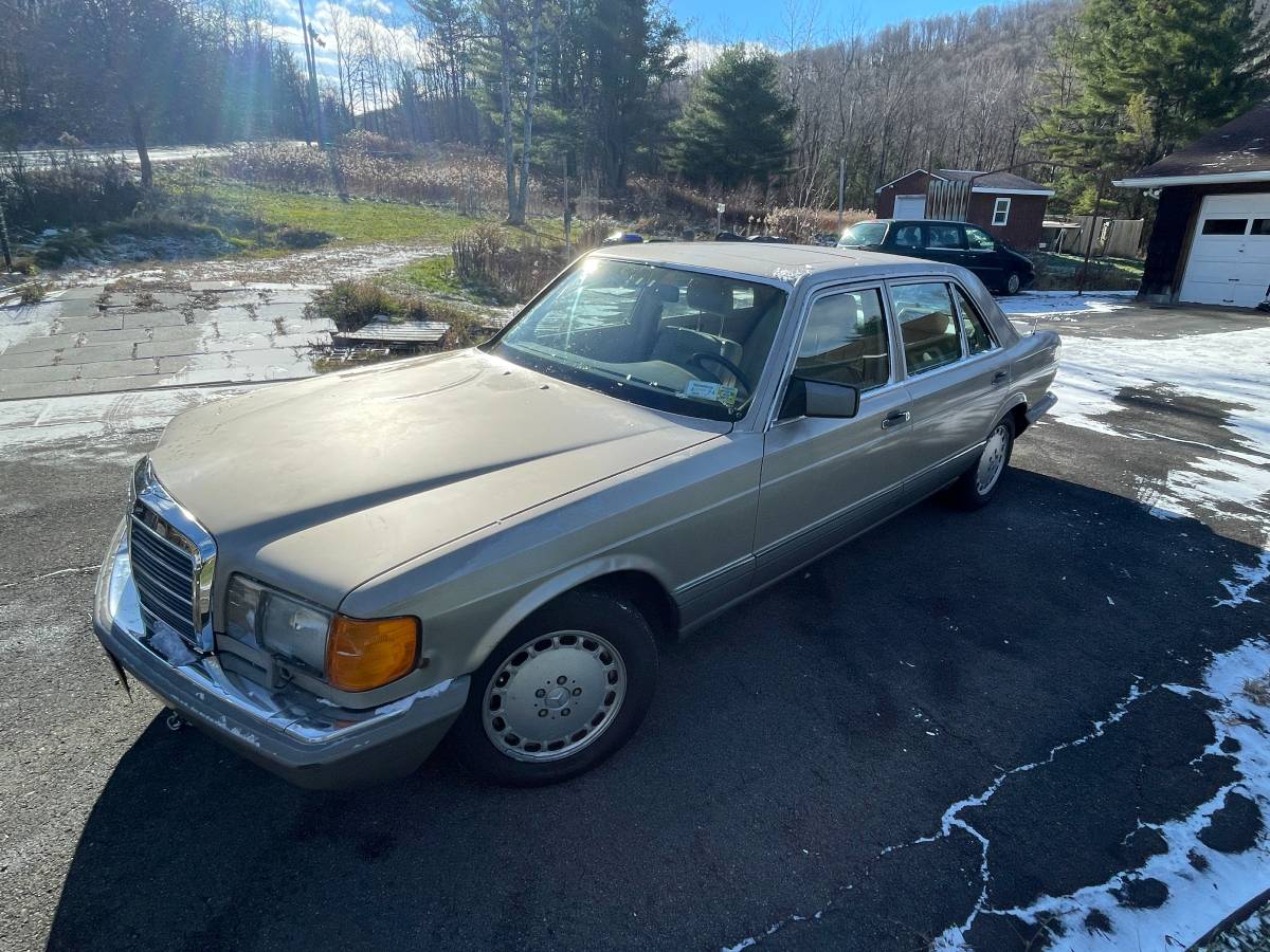 Mercedes-benz-s-class-1990-2