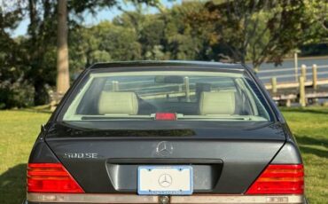 Mercedes-benz-s-class-1992-4