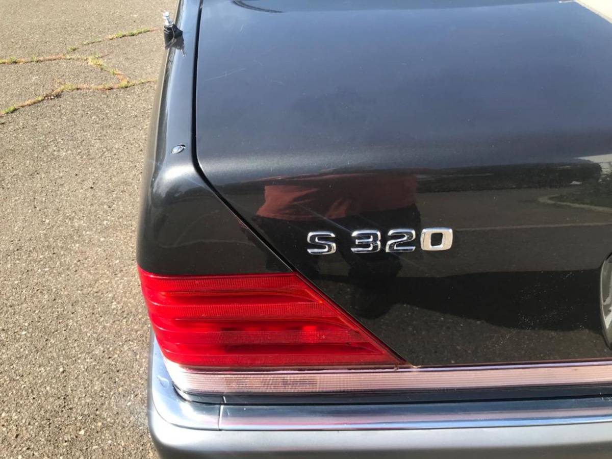 Mercedes-benz-s320-1993-3