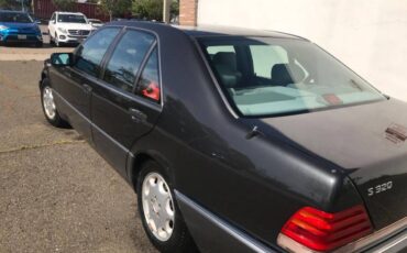 Mercedes-benz-s320-1993-4