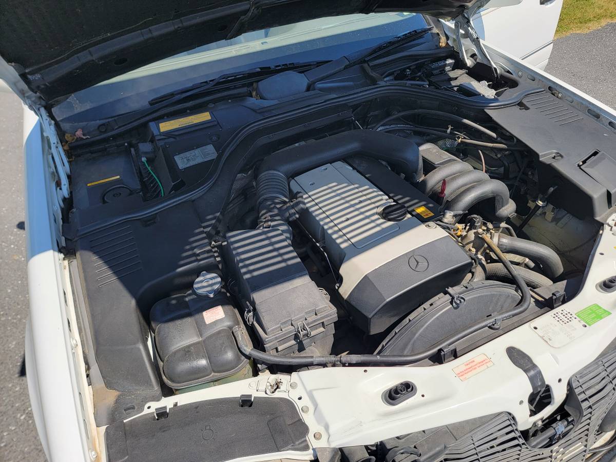 Mercedes-benz-s320-1995-white-15