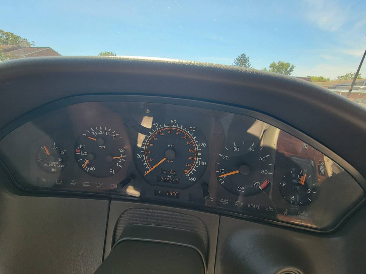 Mercedes-benz-s320-1995-white-18