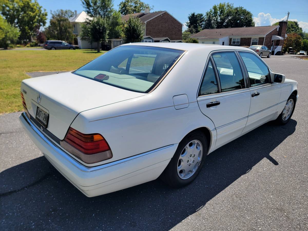 Mercedes-benz-s320-1995-white-6