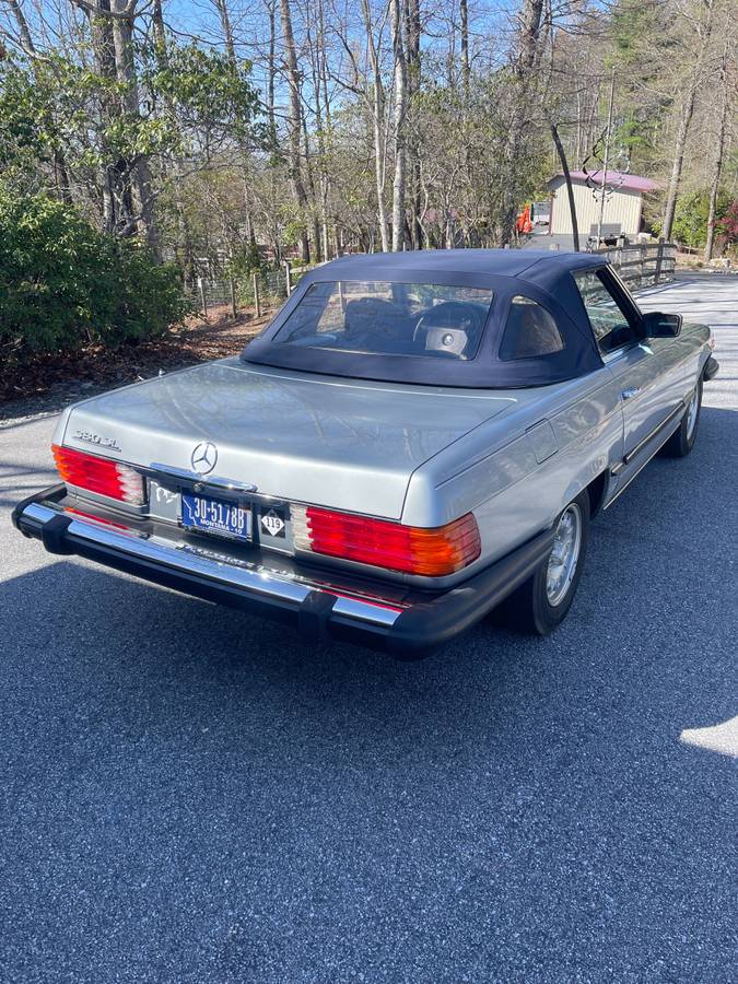 Mercedes-benz-sl380-1982-blue-1