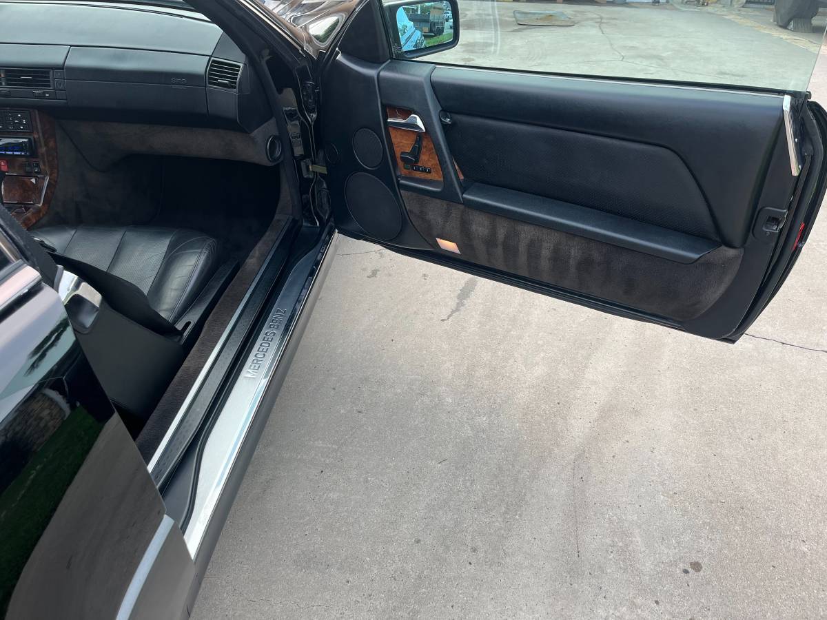 Mercedes-benz-sl500-1992-black-7