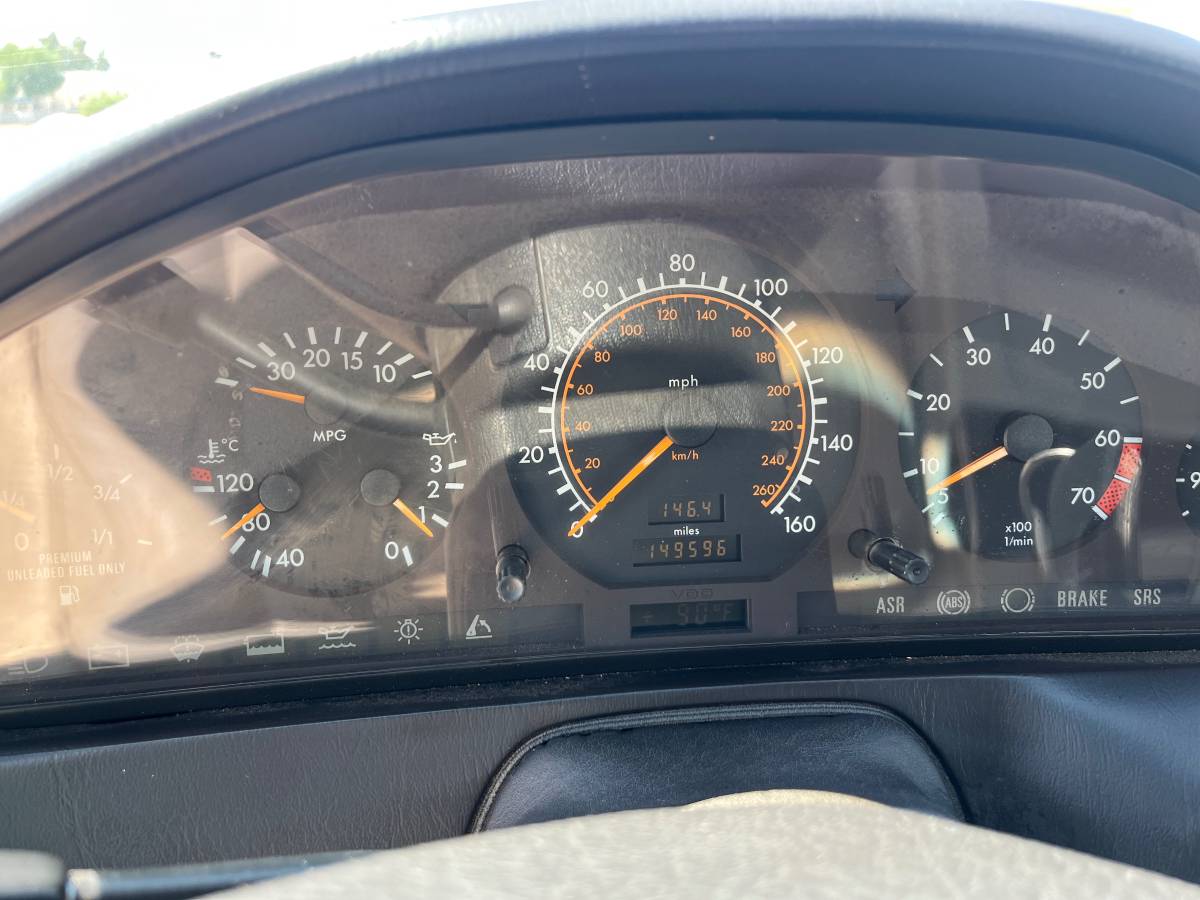Mercedes-benz-sl500-1995-white-9