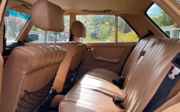 Mercedes-diesel-1980-yellow-4