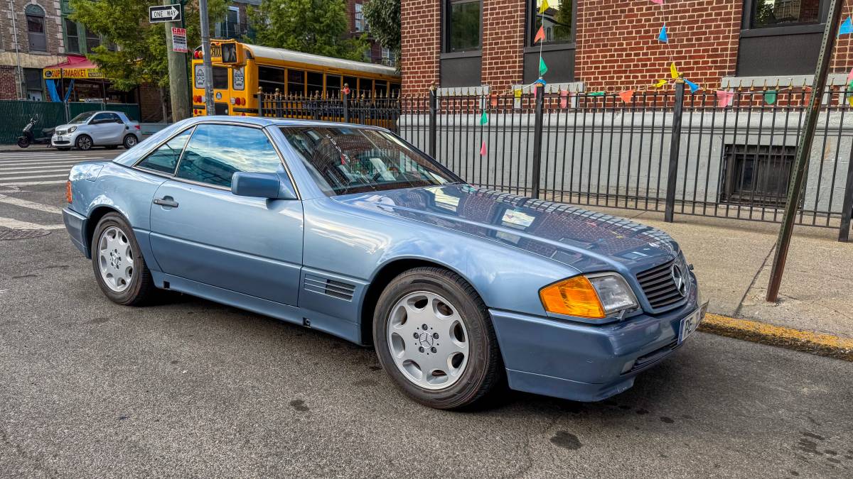 Mercedes-sl300-1990-blue-1