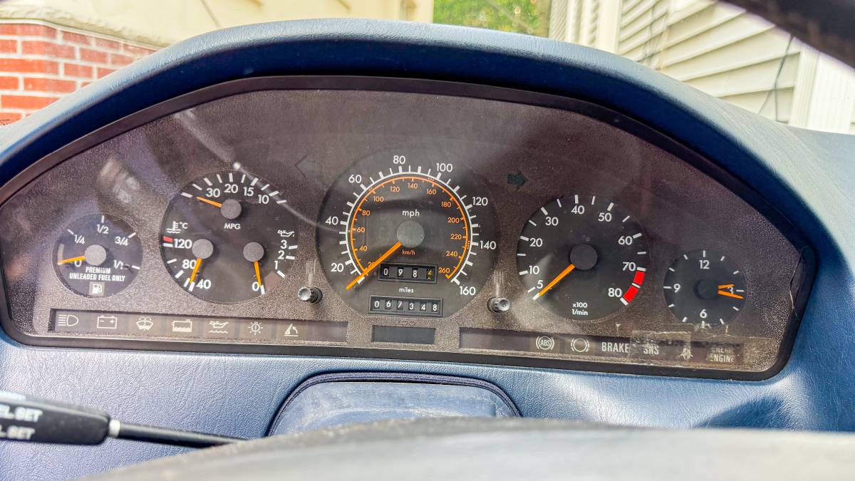 Mercedes-sl300-1990-blue-11