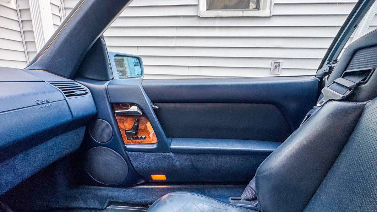 Mercedes-sl300-1990-blue-13