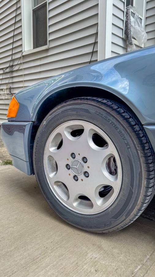 Mercedes-sl300-1990-blue-20