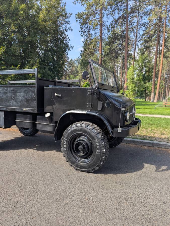 Mercedes-unimog-404.1-1962-black-3