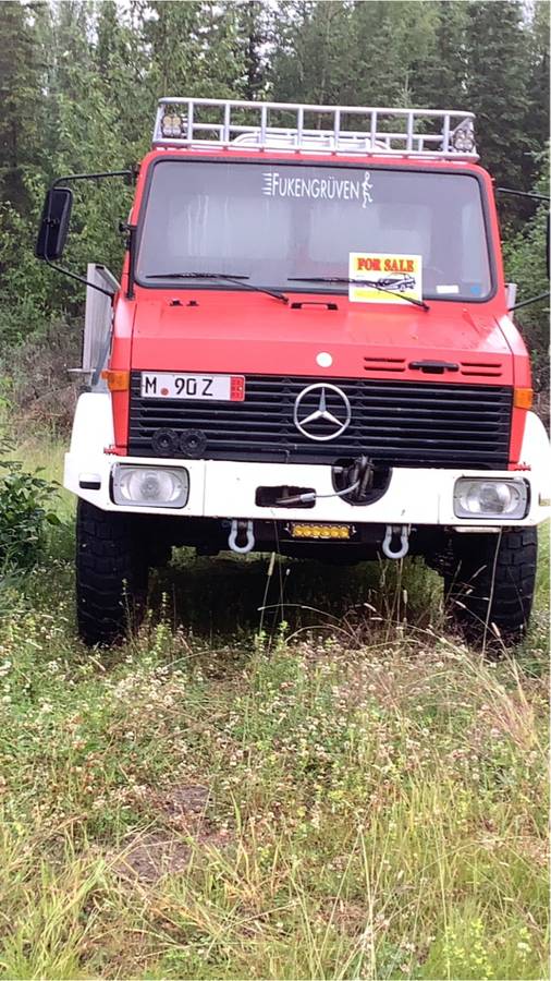 Mercedes-unimog-diesel-1984-red-6