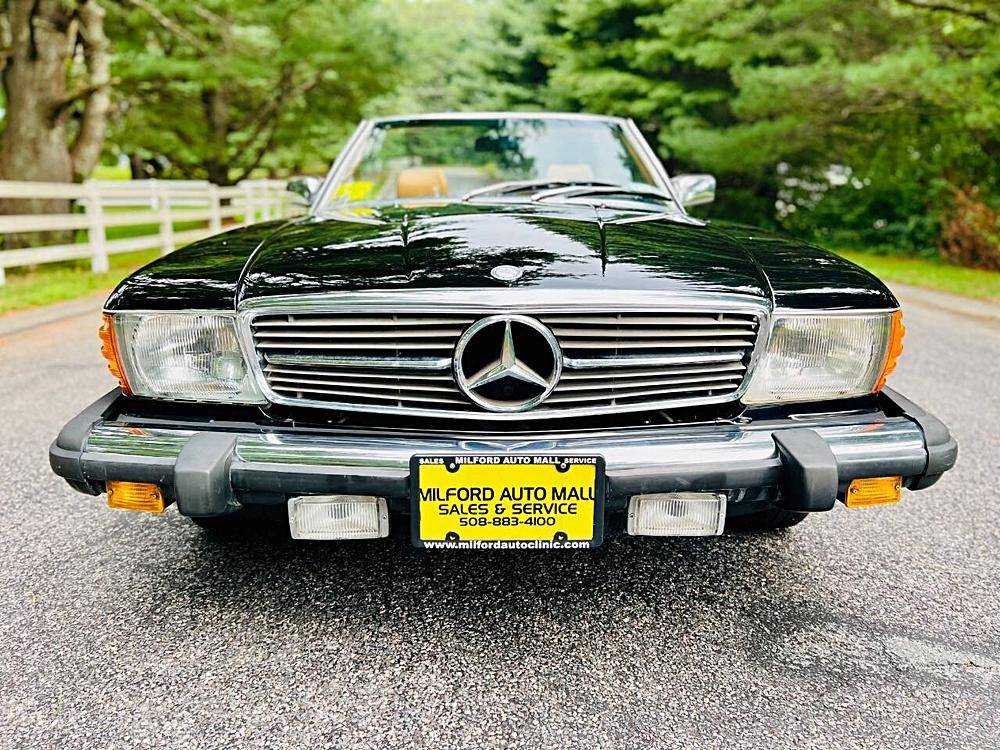 Mercedesbenz-380class-1985-black-11