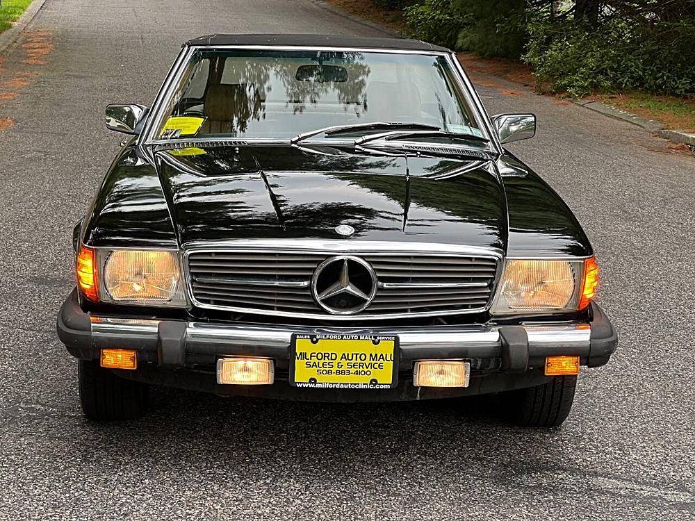 Mercedesbenz-380class-1985-black-16