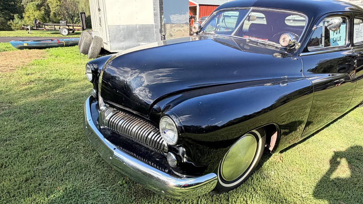 Mercury-4-door-1950-black