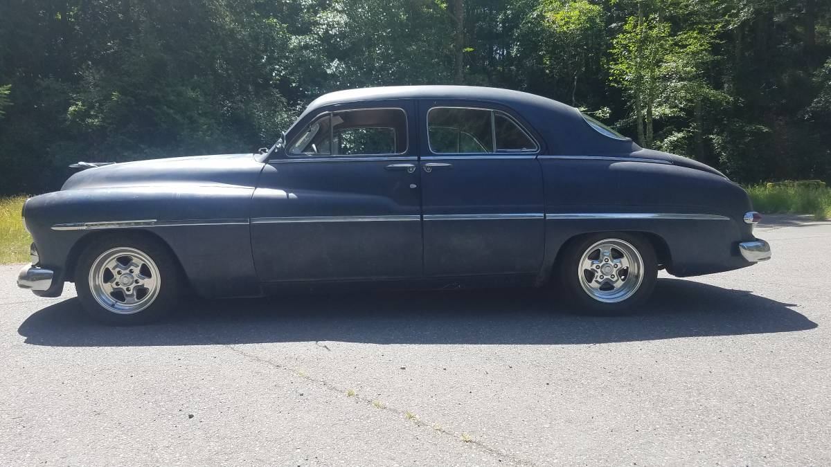Mercury-4-door-1950