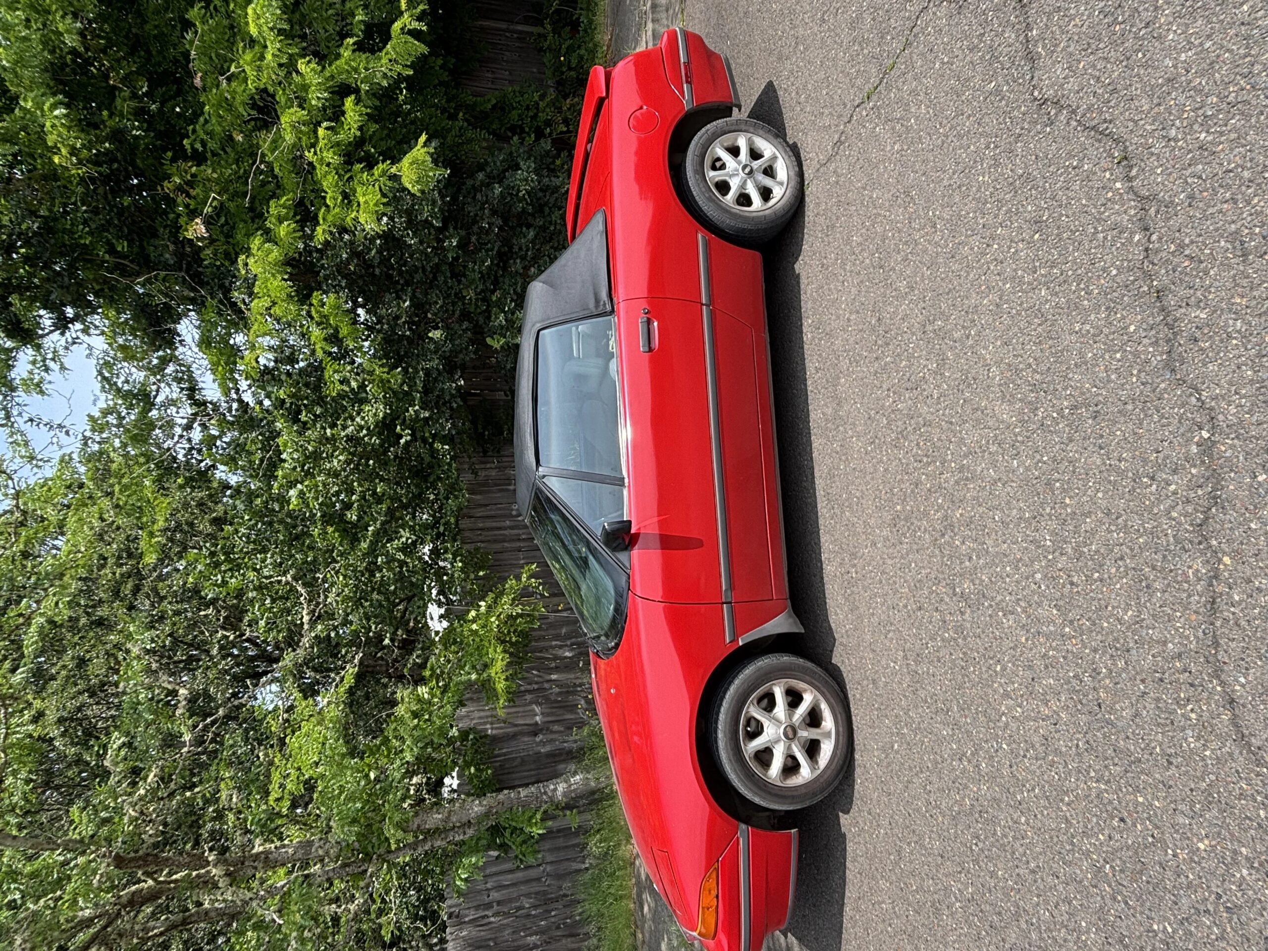 Mercury-Capri-xr2-1991-Red-Gray