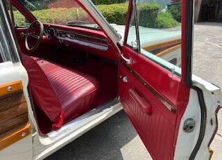 Mercury-Comet-1965-White-Red-10
