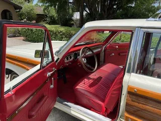 Mercury-Comet-1965-White-Red-3