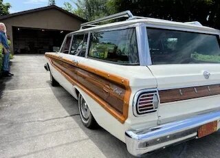 Mercury-Comet-1965-White-Red-7
