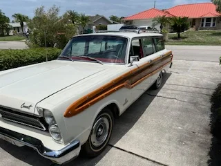 Mercury-Comet-1965-White-Red-8