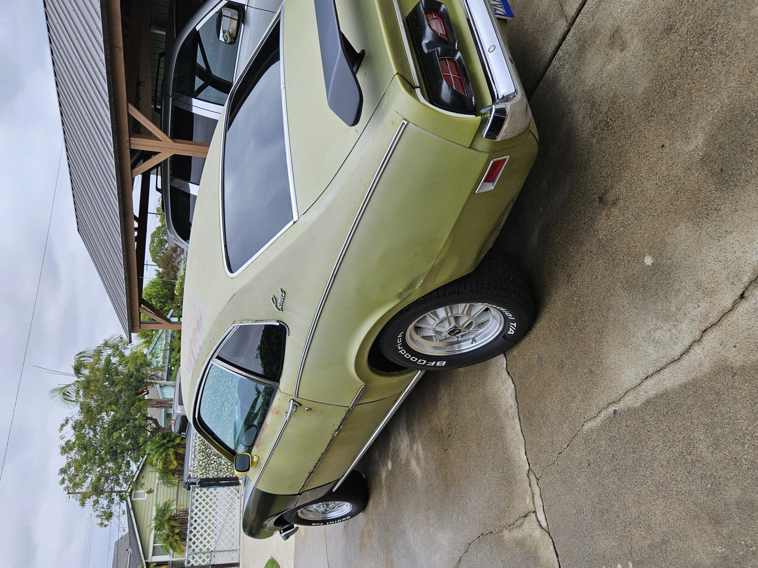 Mercury-Comet-1973-Green-Black-1
