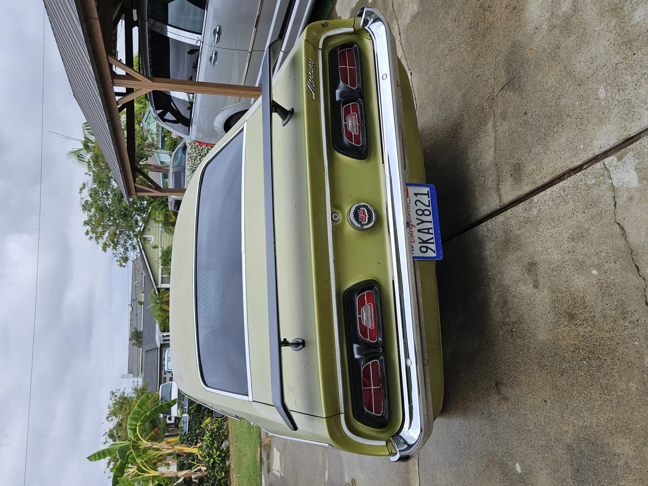 Mercury-Comet-1973-Green-Black-2