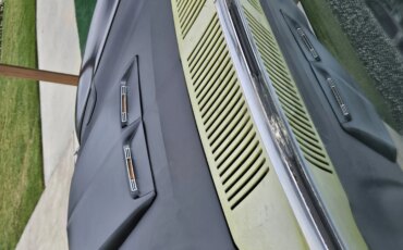 Mercury-Comet-1973-Green-Black-23