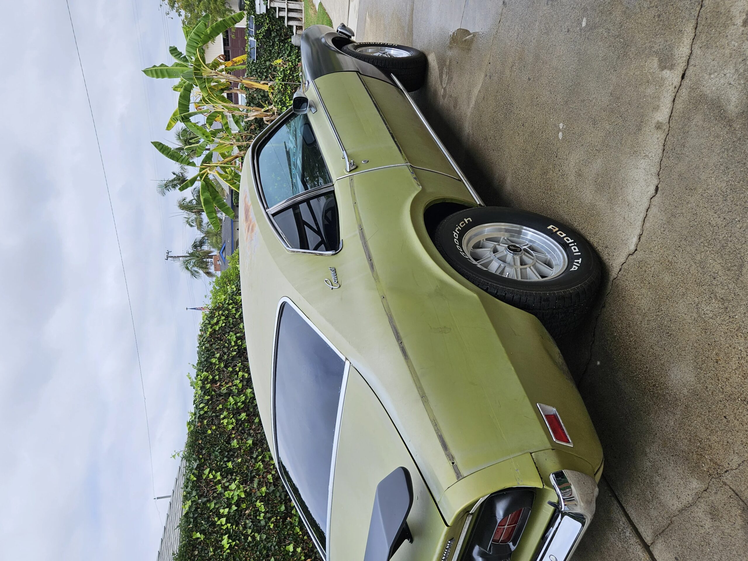 Mercury-Comet-1973-Green-Black-3