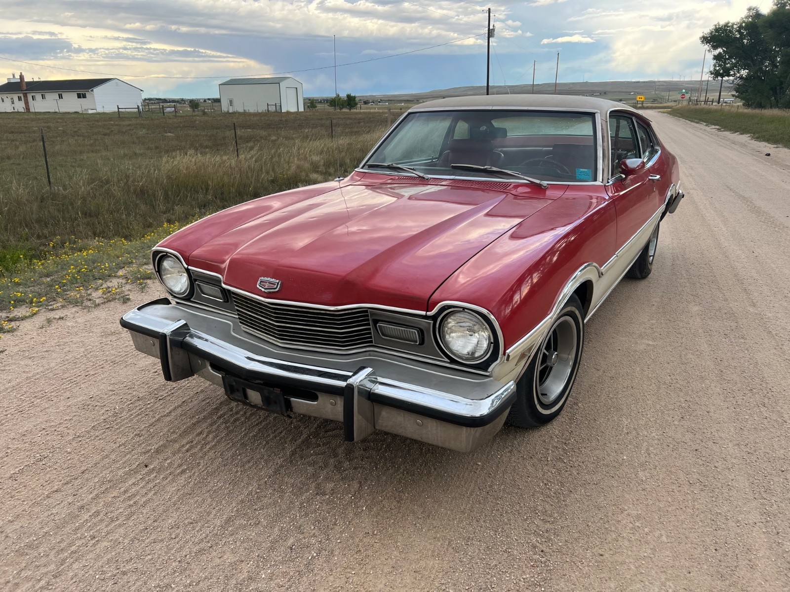 Mercury-Comet-1977-Ford-2