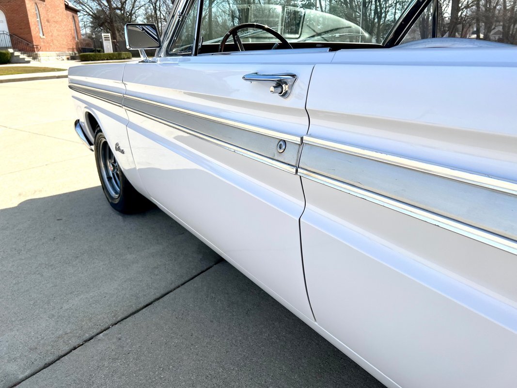 Mercury-Comet-Caliente-1964-Coupe-23