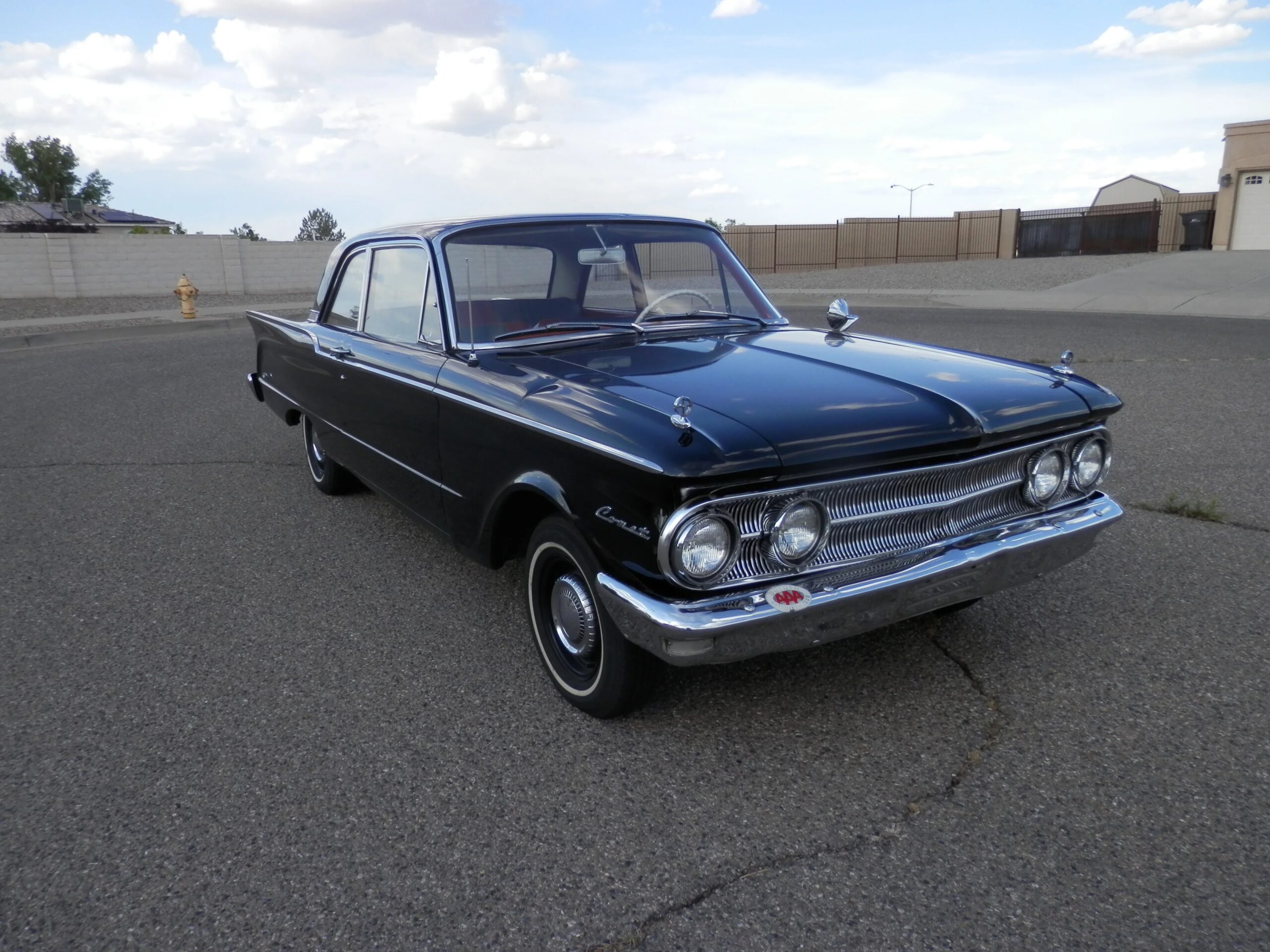 Mercury-Comet-caliente-1960-Black-Red-10
