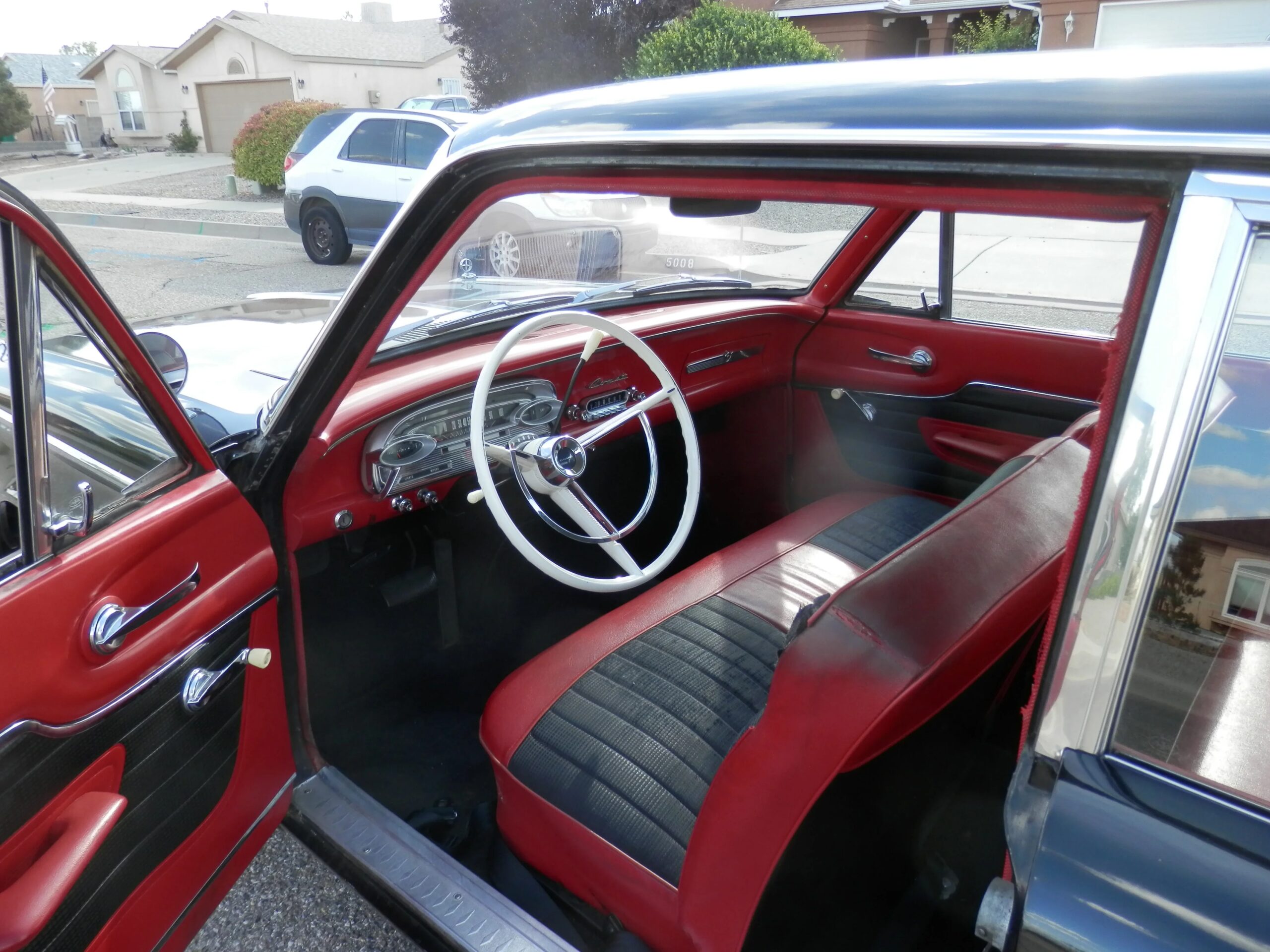 Mercury-Comet-caliente-1960-Black-Red-12