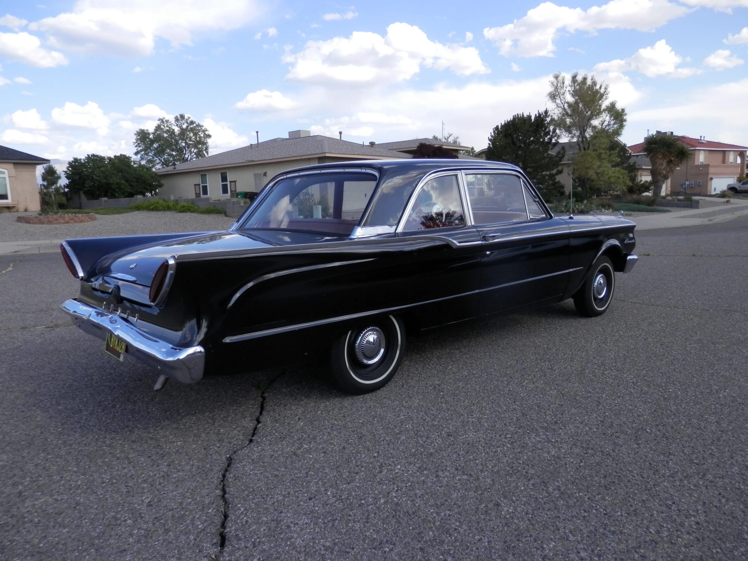 Mercury-Comet-caliente-1960-Black-Red-5
