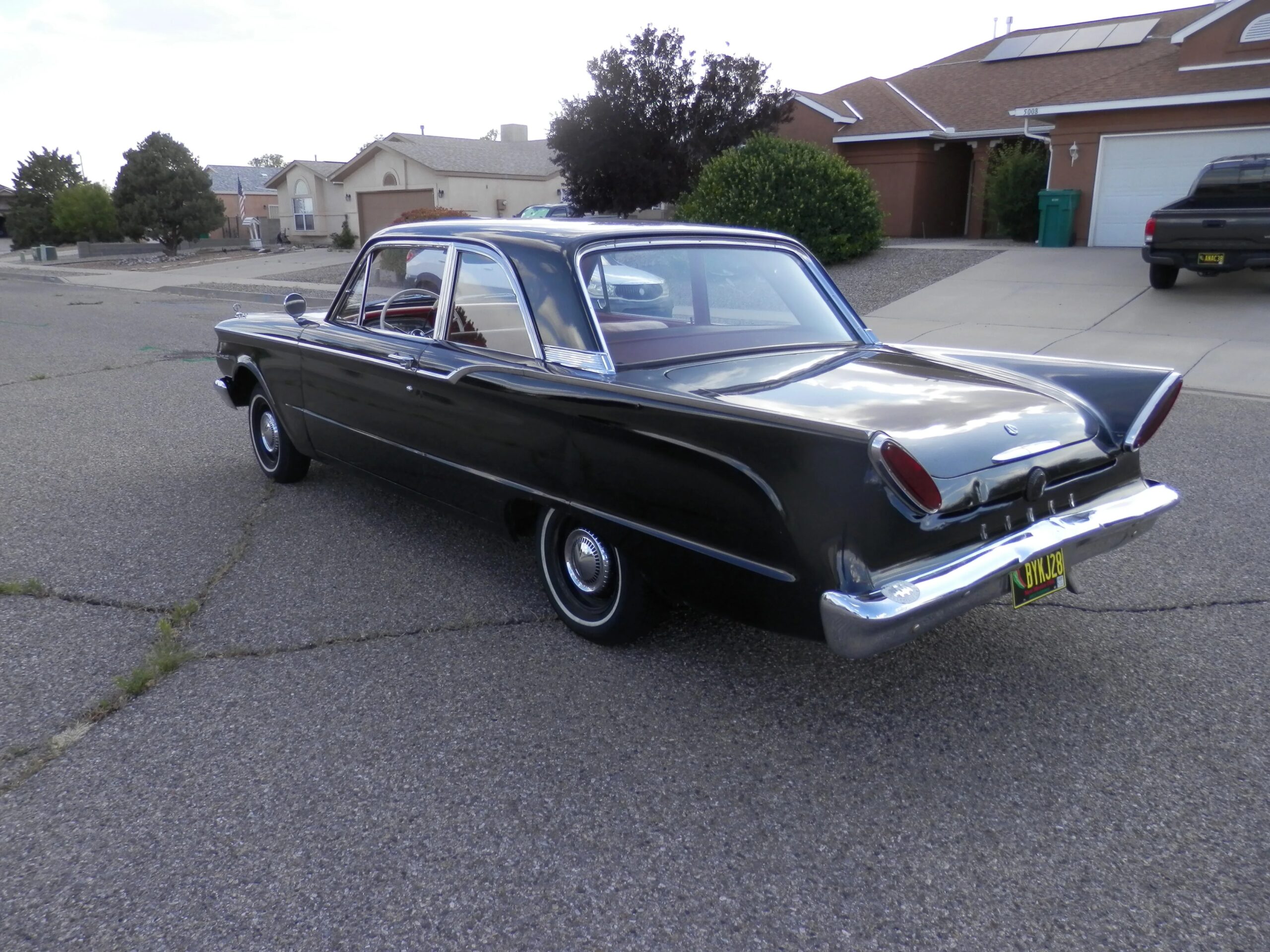 Mercury-Comet-caliente-1960-Black-Red-8