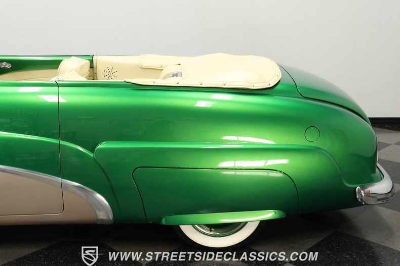 Mercury-Convertible-1949-Sour-Apple-Green-Almond-30