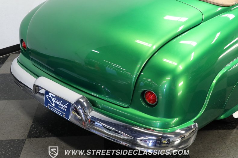Mercury-Convertible-1949-Sour-Apple-Green-Almond-31